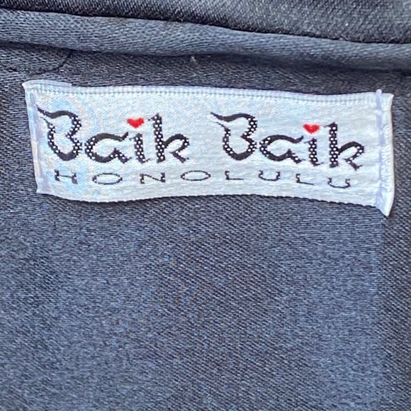 CUTE little Hawaiian bag with beading and fringe! - Picture 2 of 3